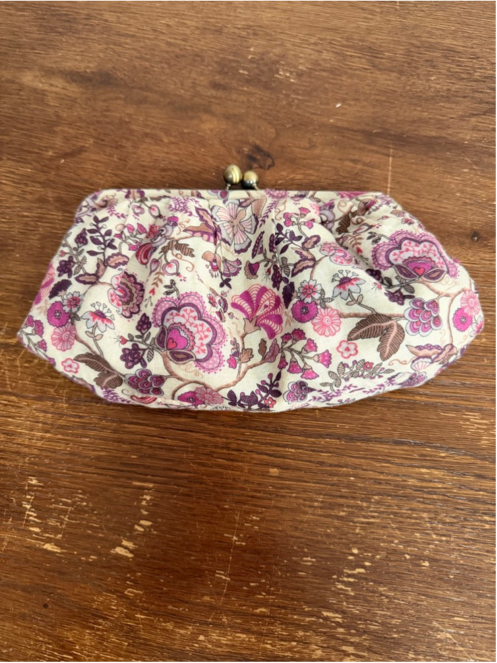 Stephanie Johnson Floral Kiss Lock Clutch Cosmetic Bag Travel Pouch Fabric Purse